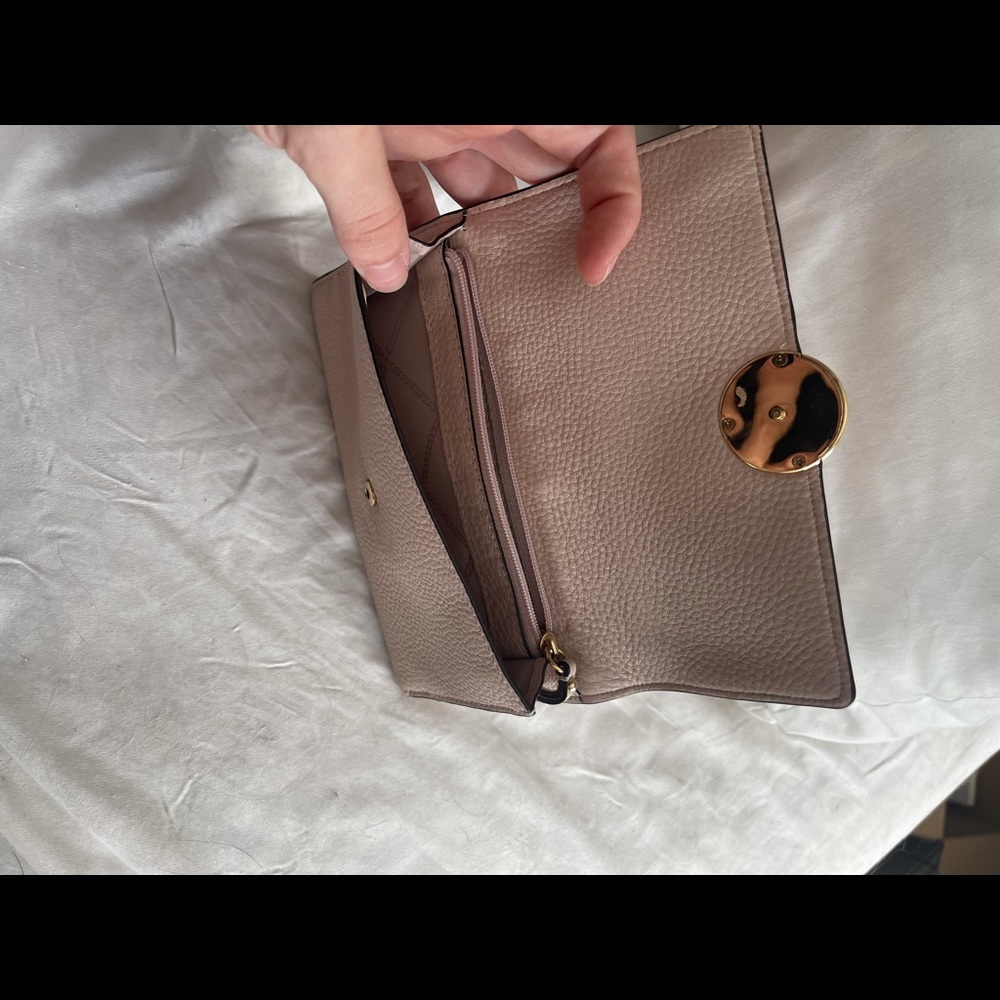 Wallet - image 3